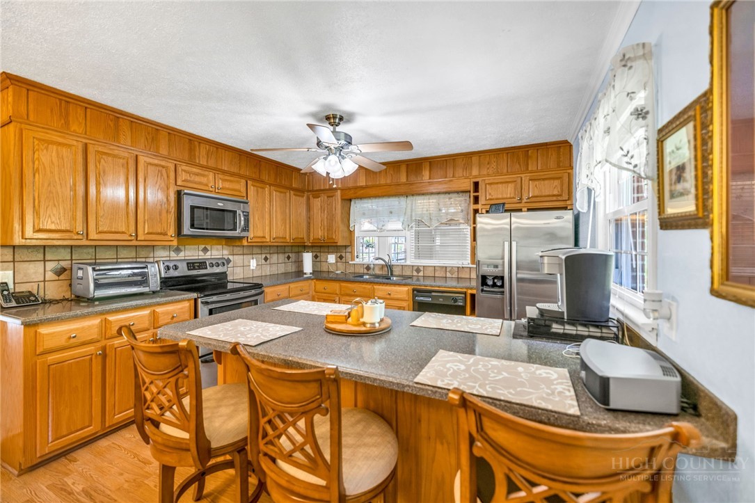 346 Piney Creek Road