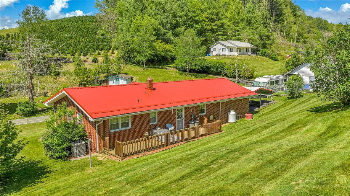 346 Piney Creek Road