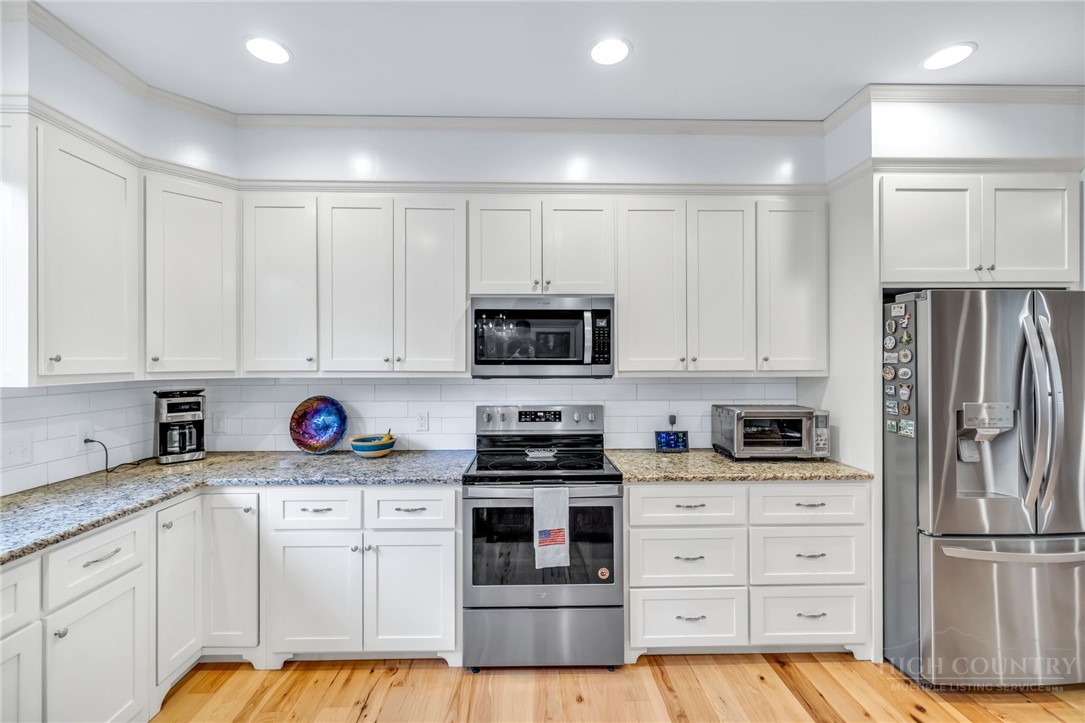 261 Vine Street