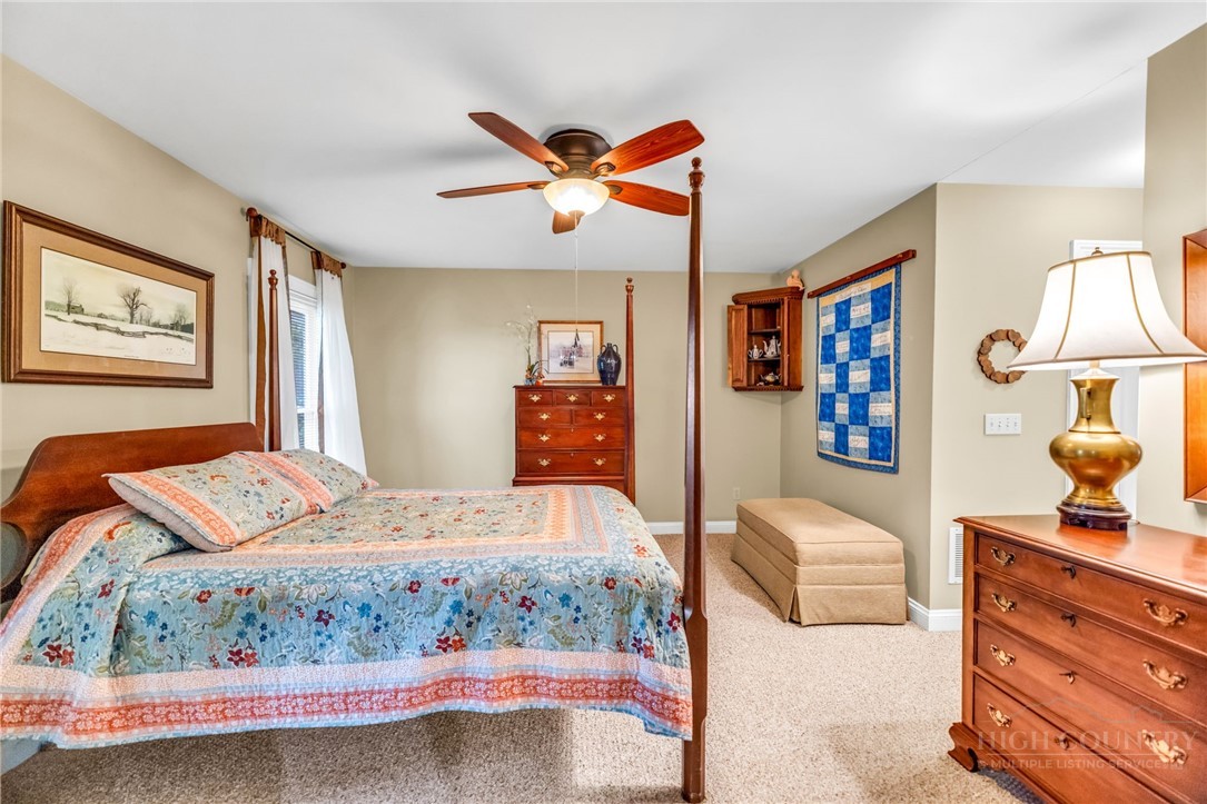 1142 Hartzog Ford Road
