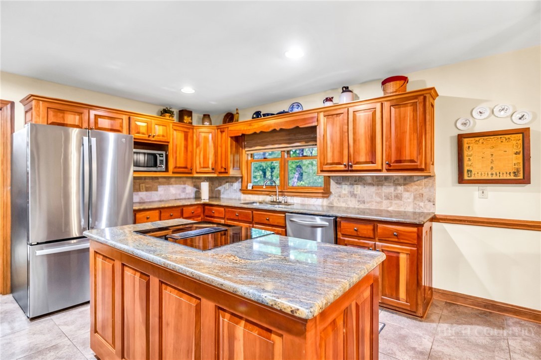 1142 Hartzog Ford Road