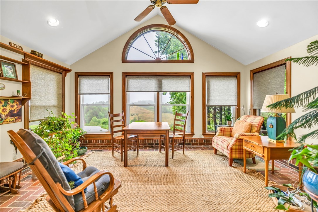 1142 Hartzog Ford Road