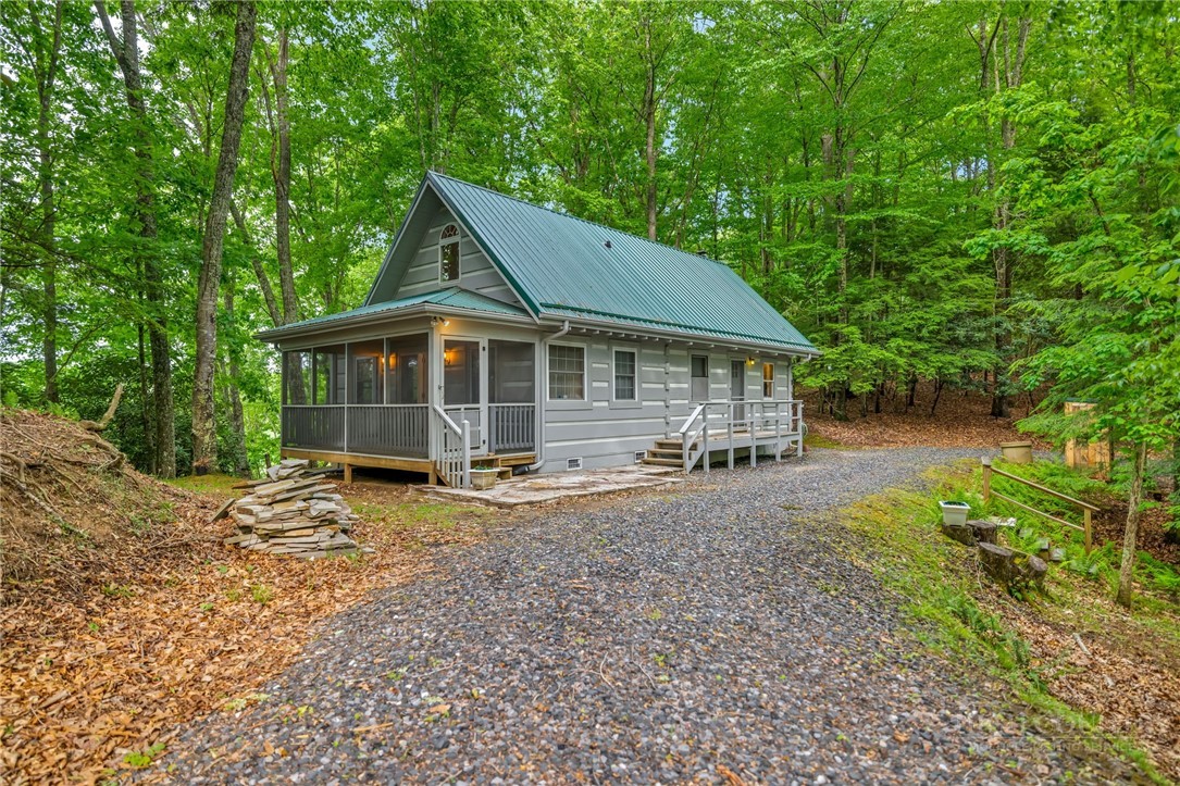 638 Riverwood Trail