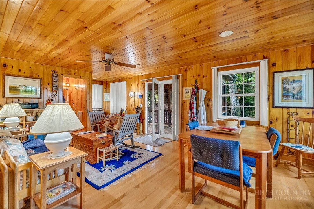 638 Riverwood Trail