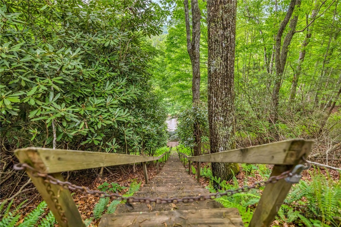 638 Riverwood Trail