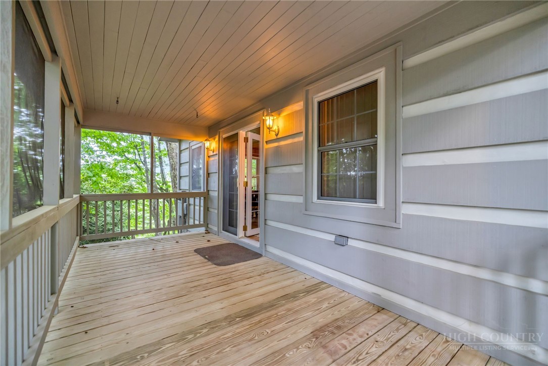 638 Riverwood Trail
