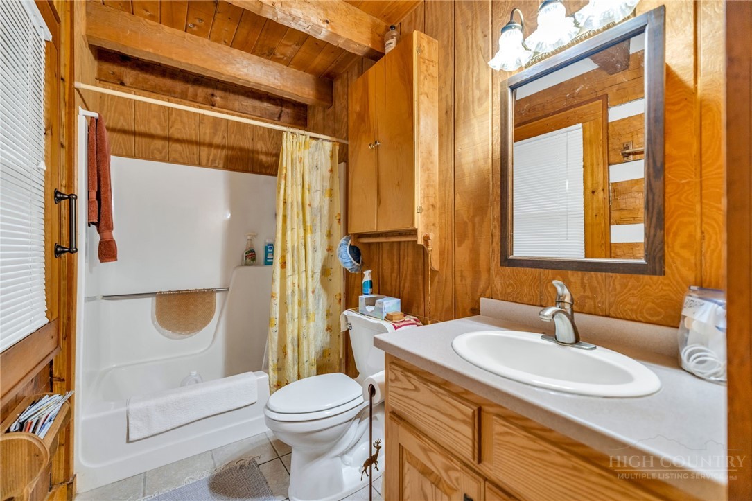 638 Riverwood Trail