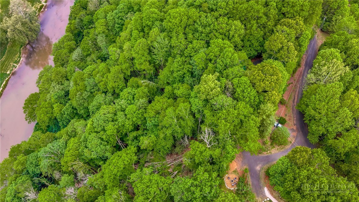 638 Riverwood Trail