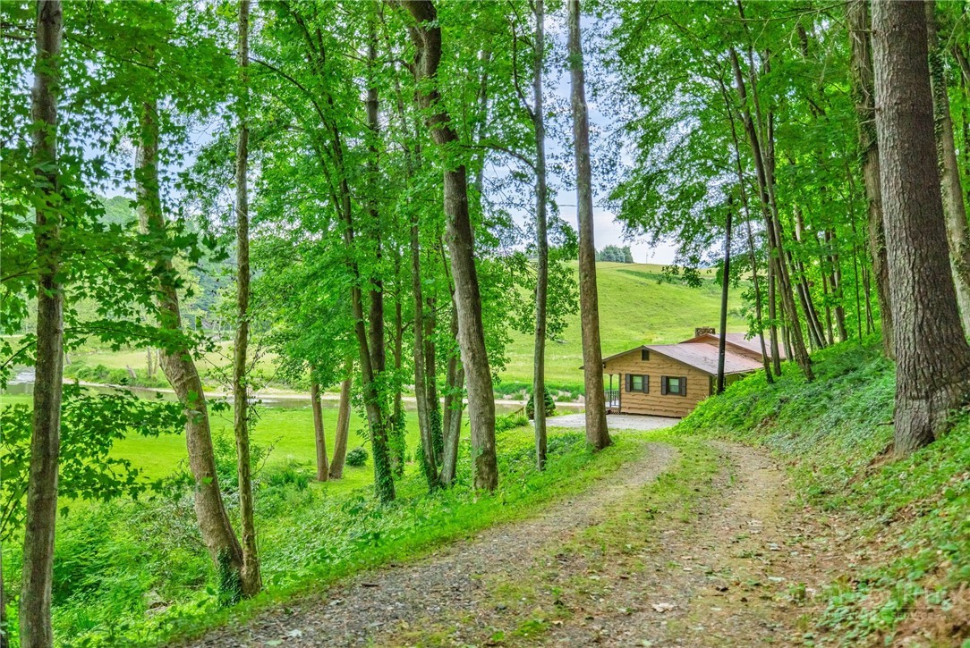 380 W Deep Ford Road
