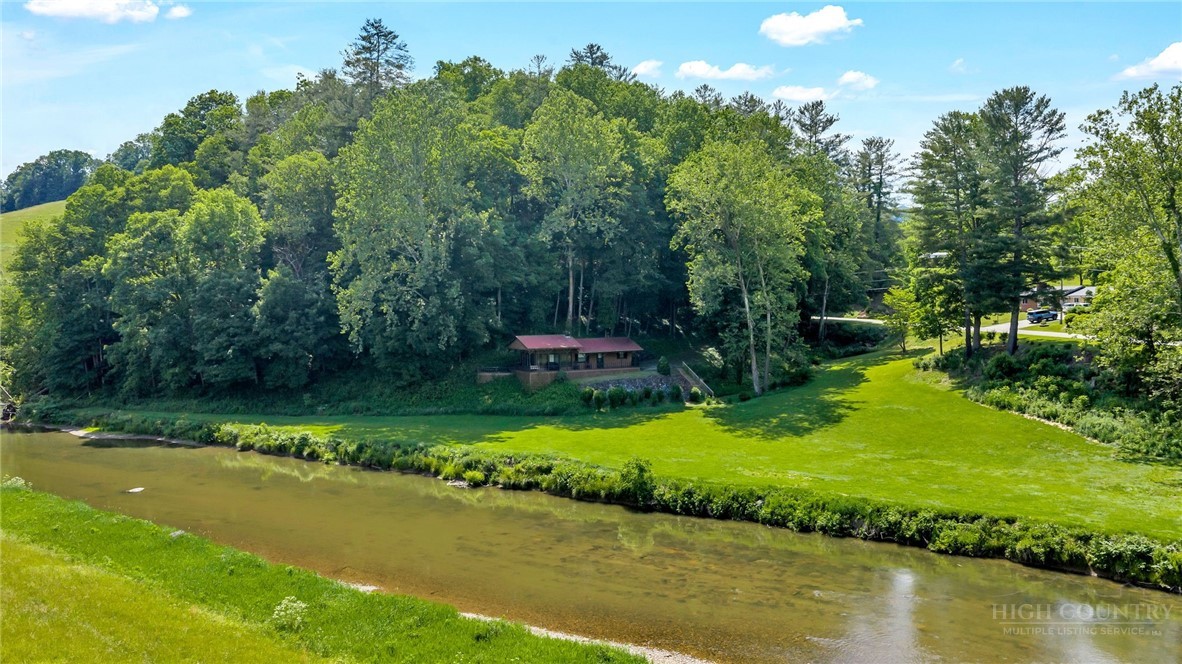 380 W Deep Ford Road