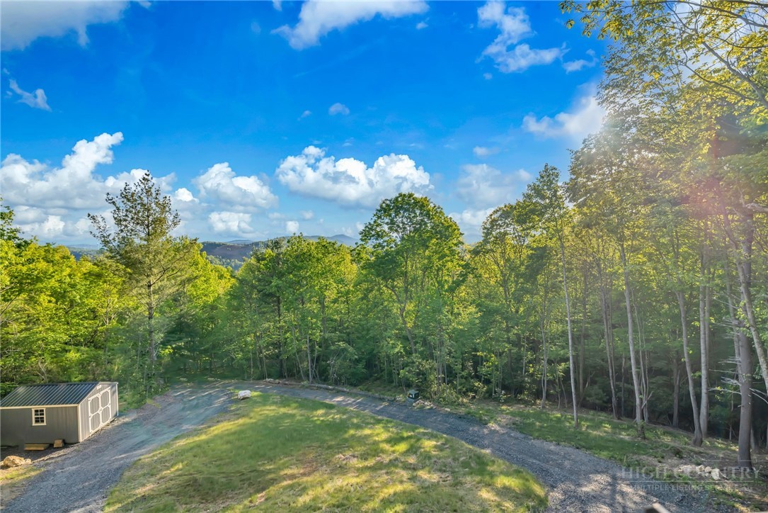 925 Red Sleigh Way