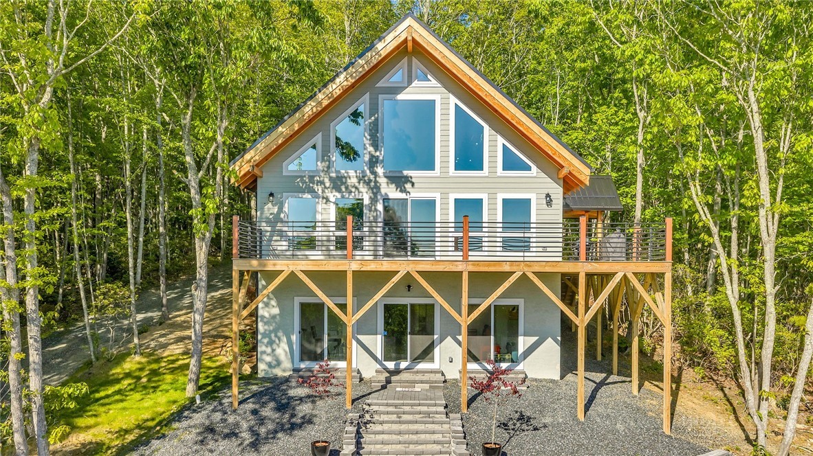 925 Red Sleigh Way