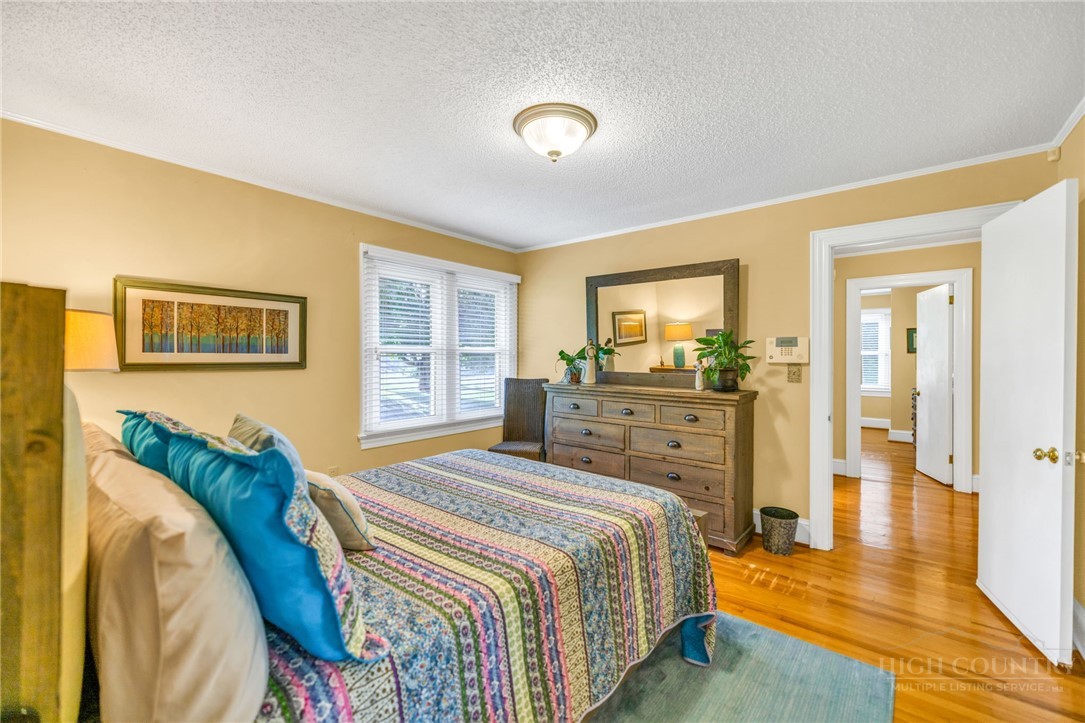 201 Reno Road