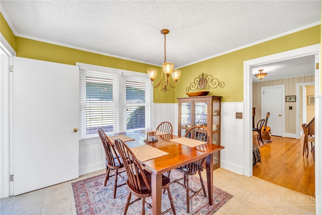 201 Reno Road