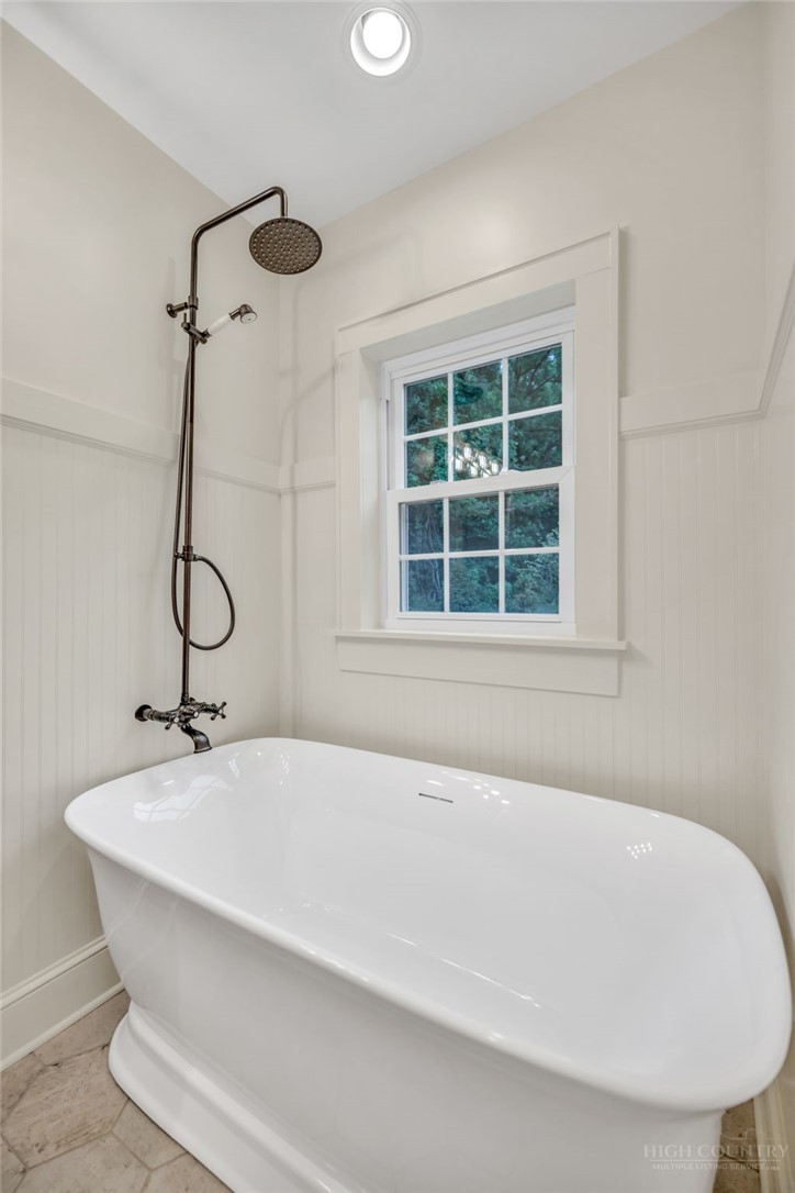 114 Speaks Road