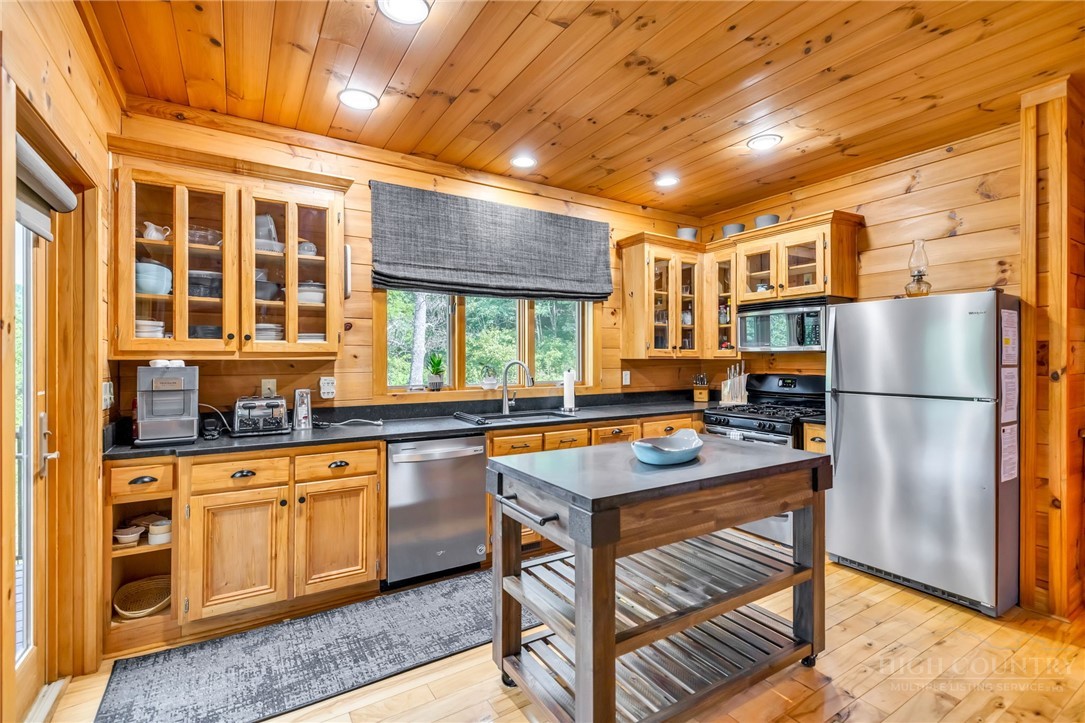 309 Flint River Drive
