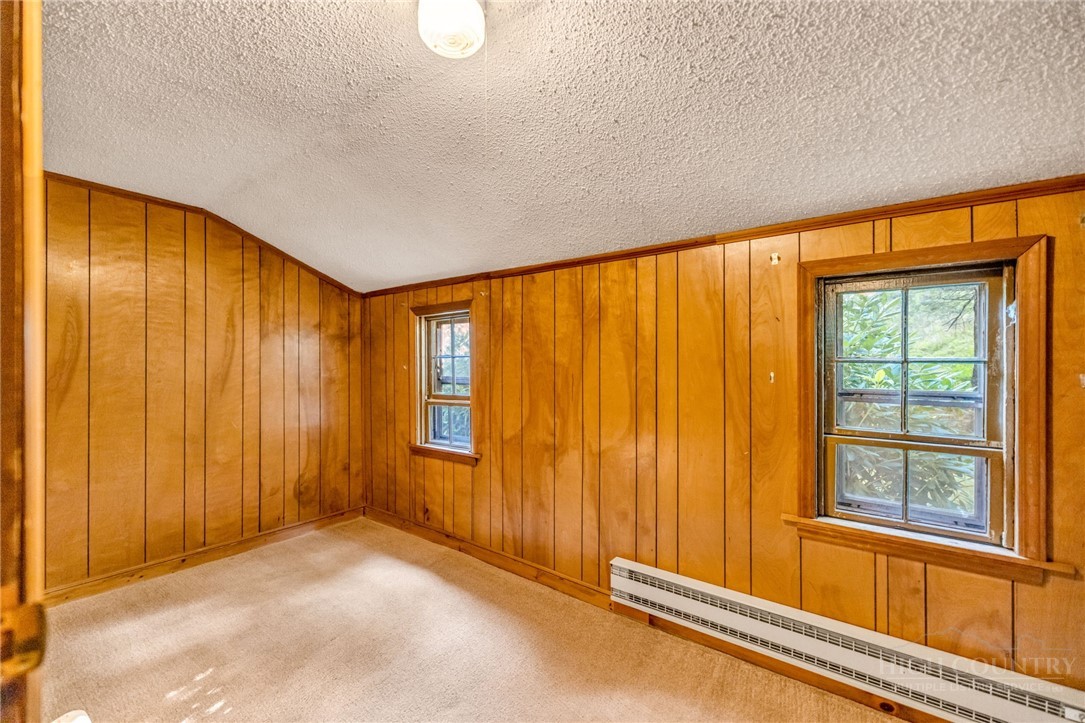 1092 Hartzog Ford Road