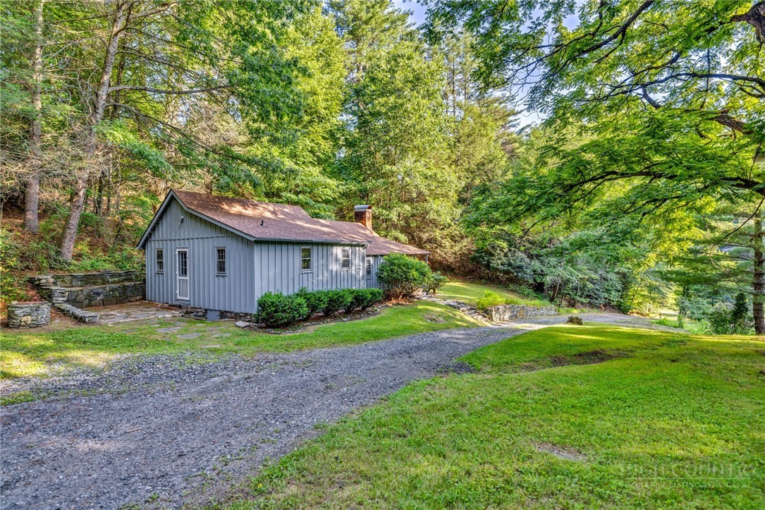 1092 Hartzog Ford Road