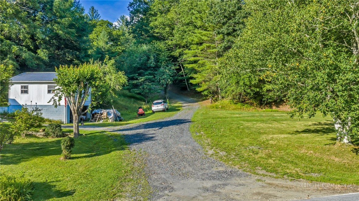 1092 Hartzog Ford Road