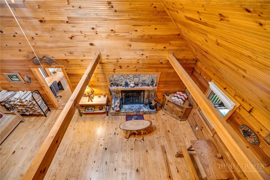 219 Ravenwood Drive