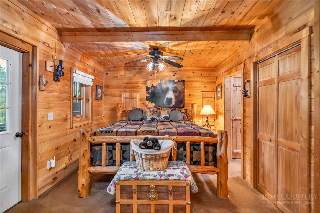 219 Ravenwood Drive