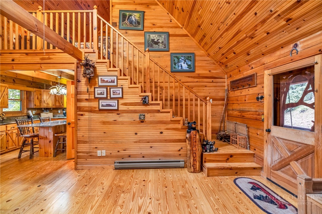 219 Ravenwood Drive