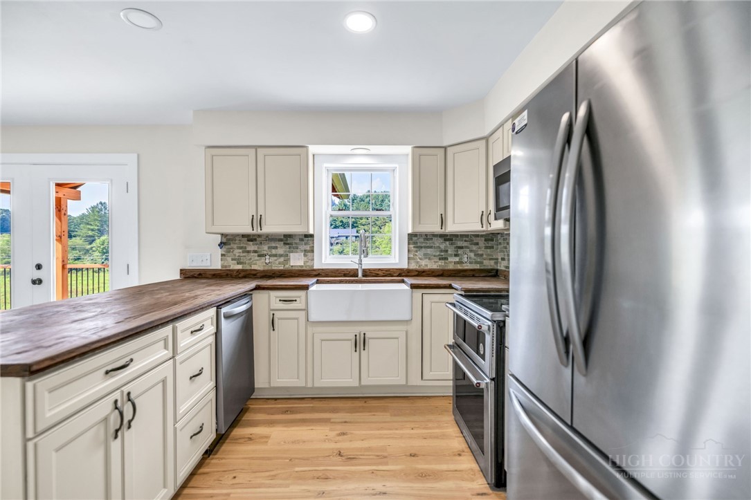 275 Grover Howell Road