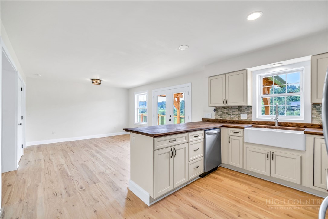 275 Grover Howell Road