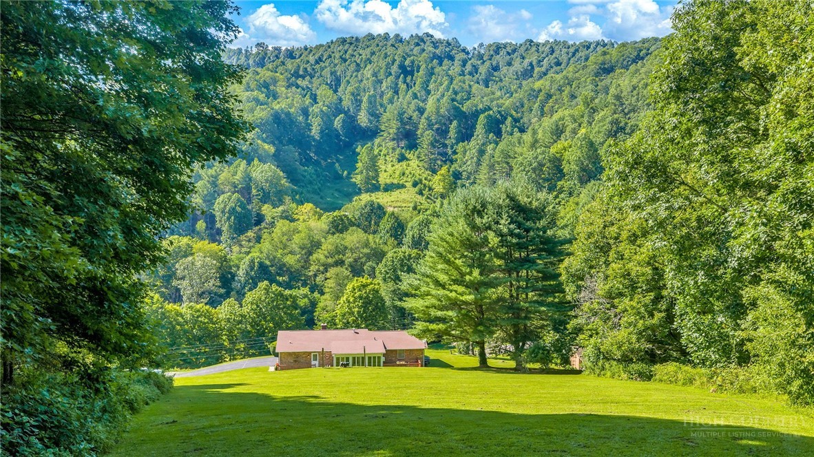 420 Roaring Fork Road