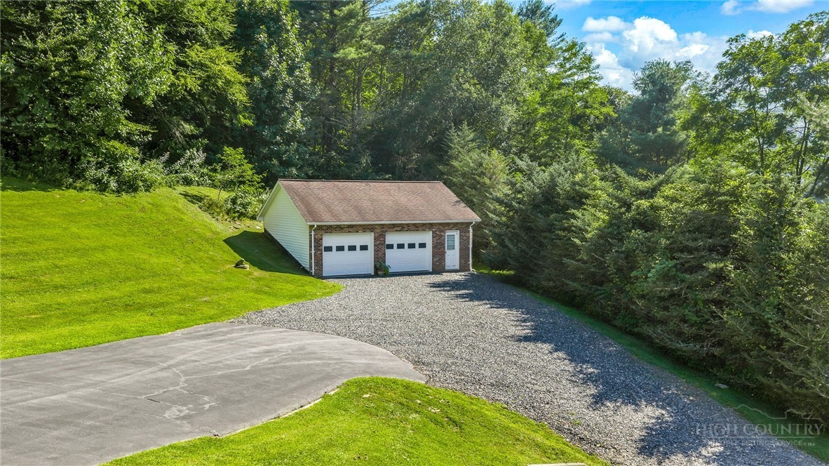 420 Roaring Fork Road