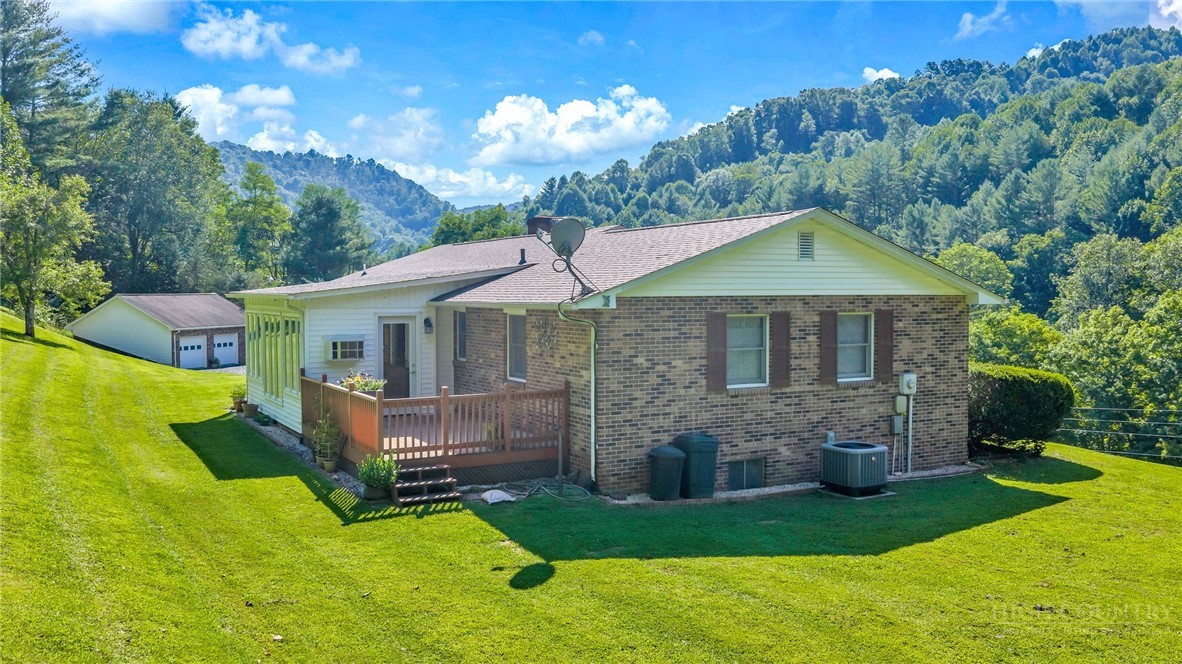 420 Roaring Fork Road