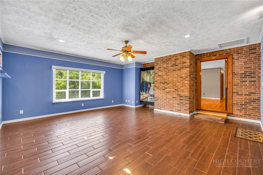 420 Roaring Fork Road