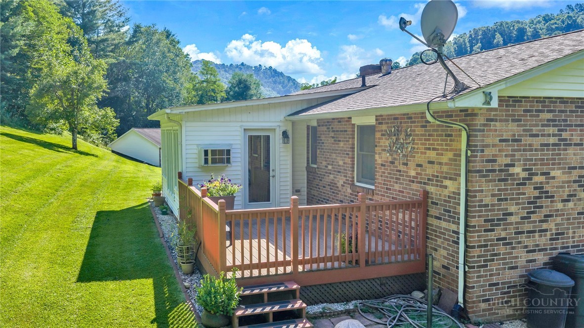 420 Roaring Fork Road