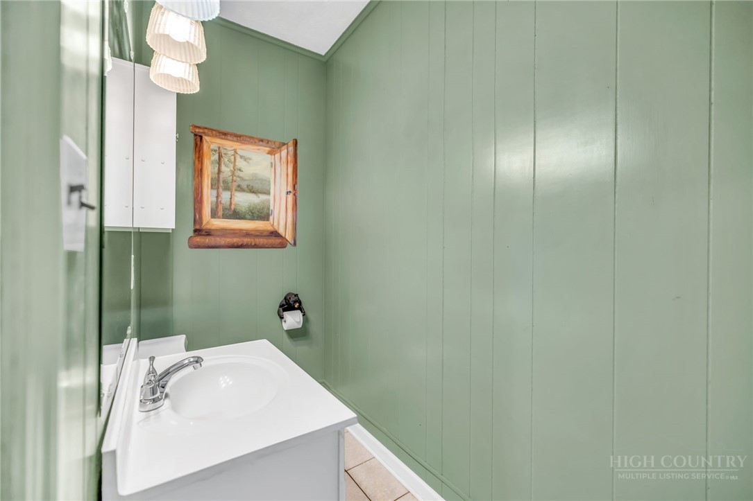 420 Roaring Fork Road