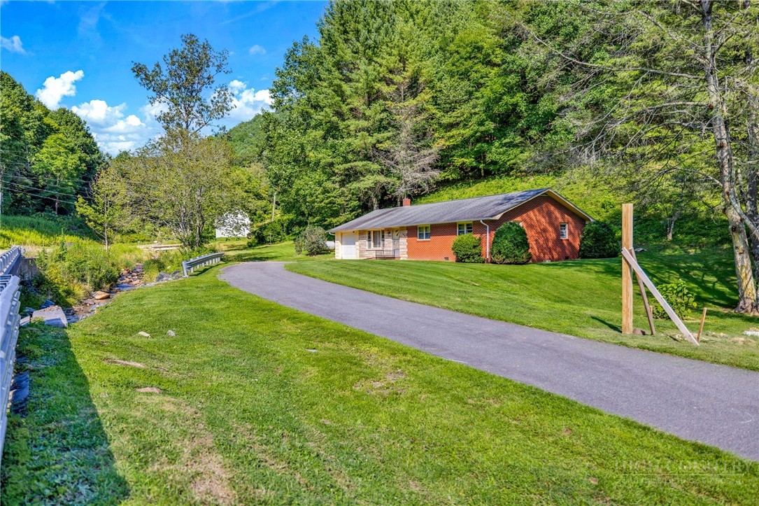 480 Roaring Fork Road