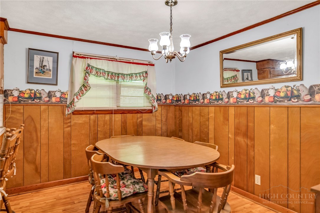 480 Roaring Fork Road