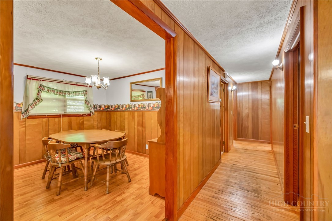 480 Roaring Fork Road
