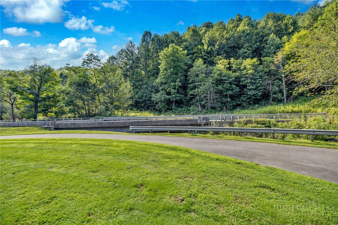 480 Roaring Fork Road