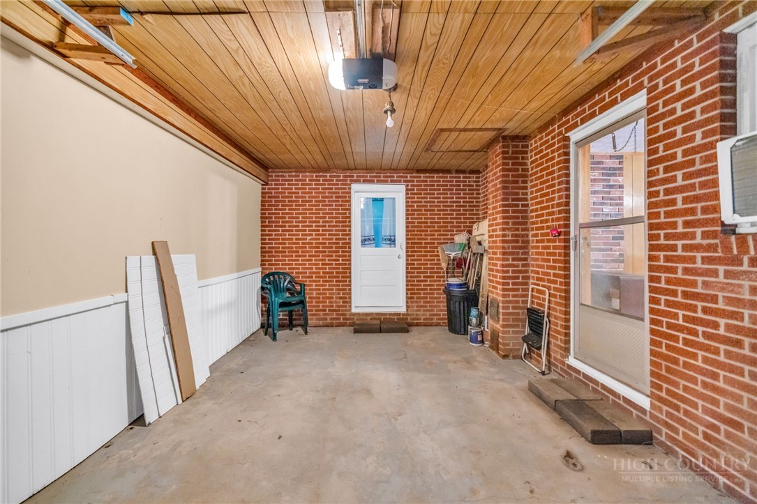 480 Roaring Fork Road
