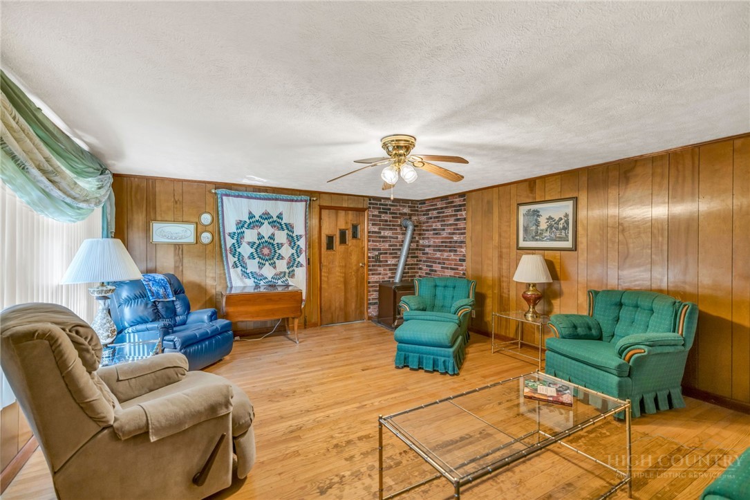 480 Roaring Fork Road