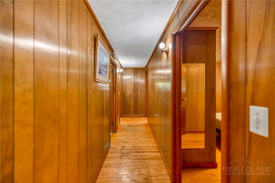 480 Roaring Fork Road