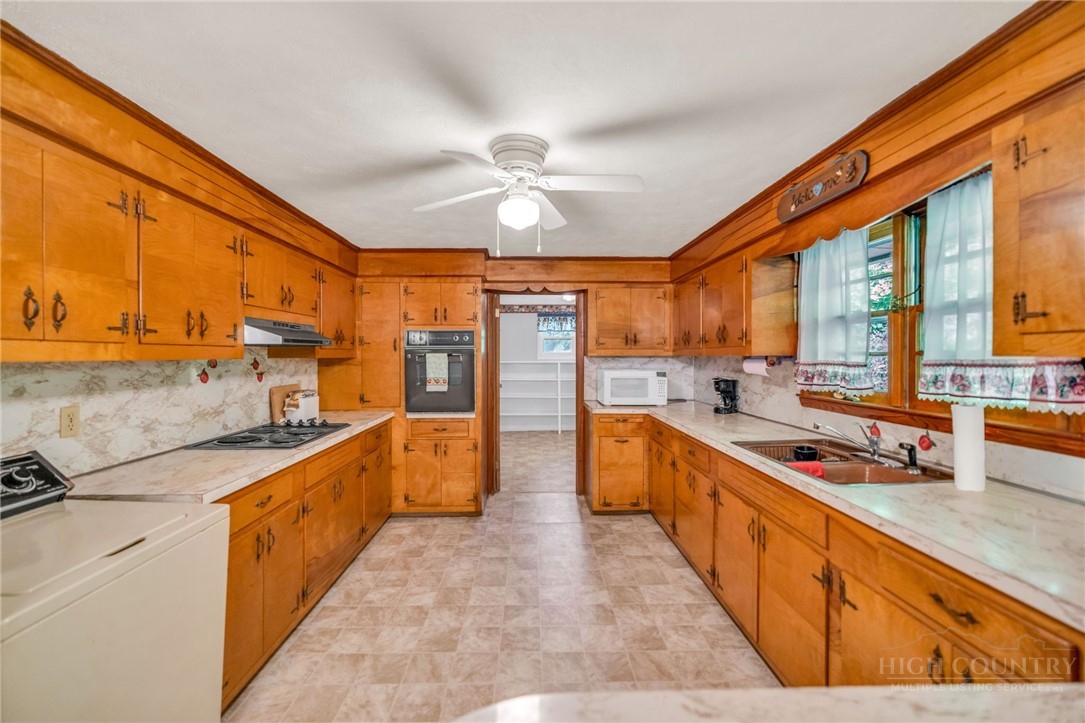 480 Roaring Fork Road