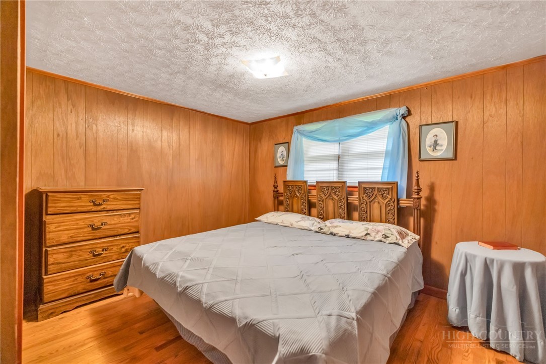 480 Roaring Fork Road