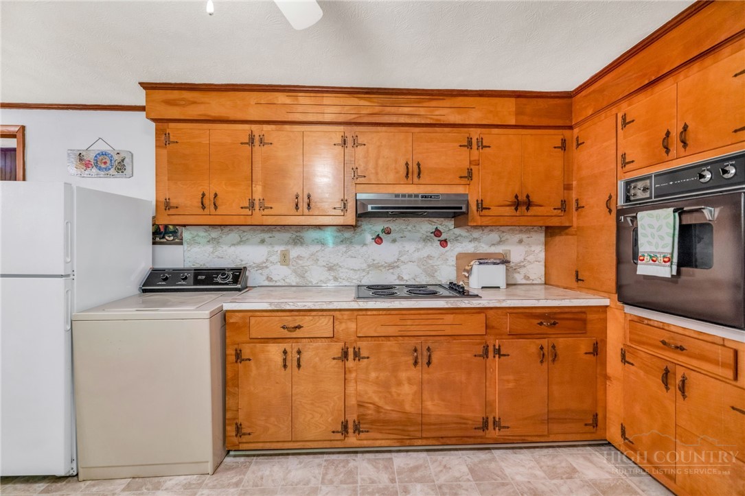 480 Roaring Fork Road