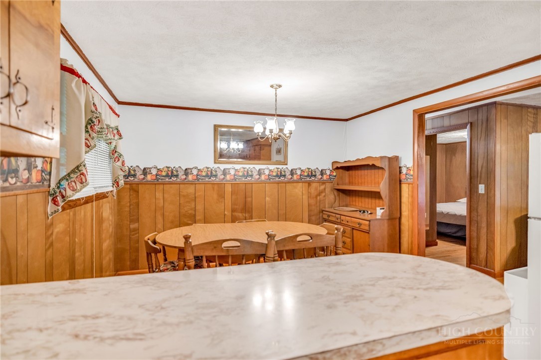 480 Roaring Fork Road