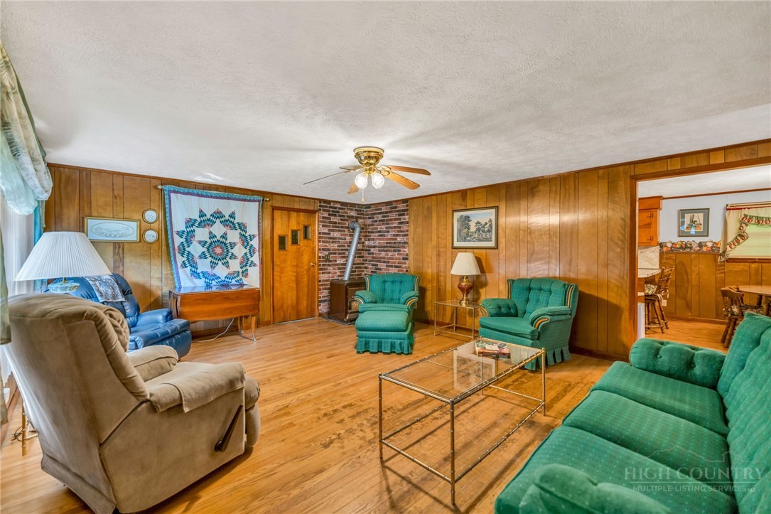 480 Roaring Fork Road