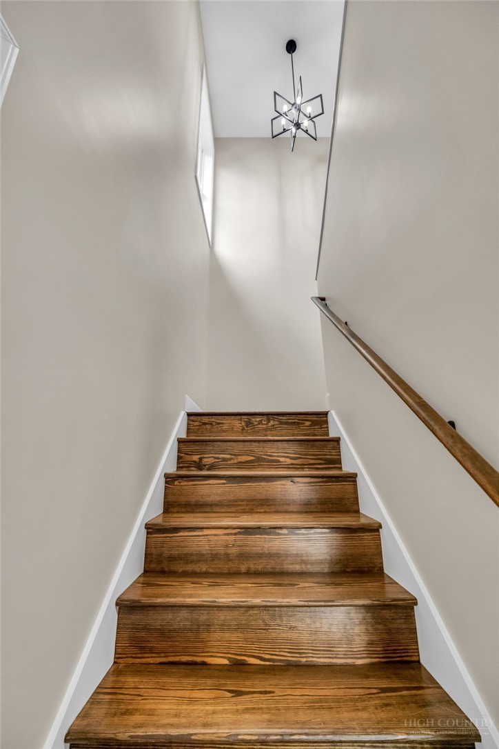 360 Laurel Lane