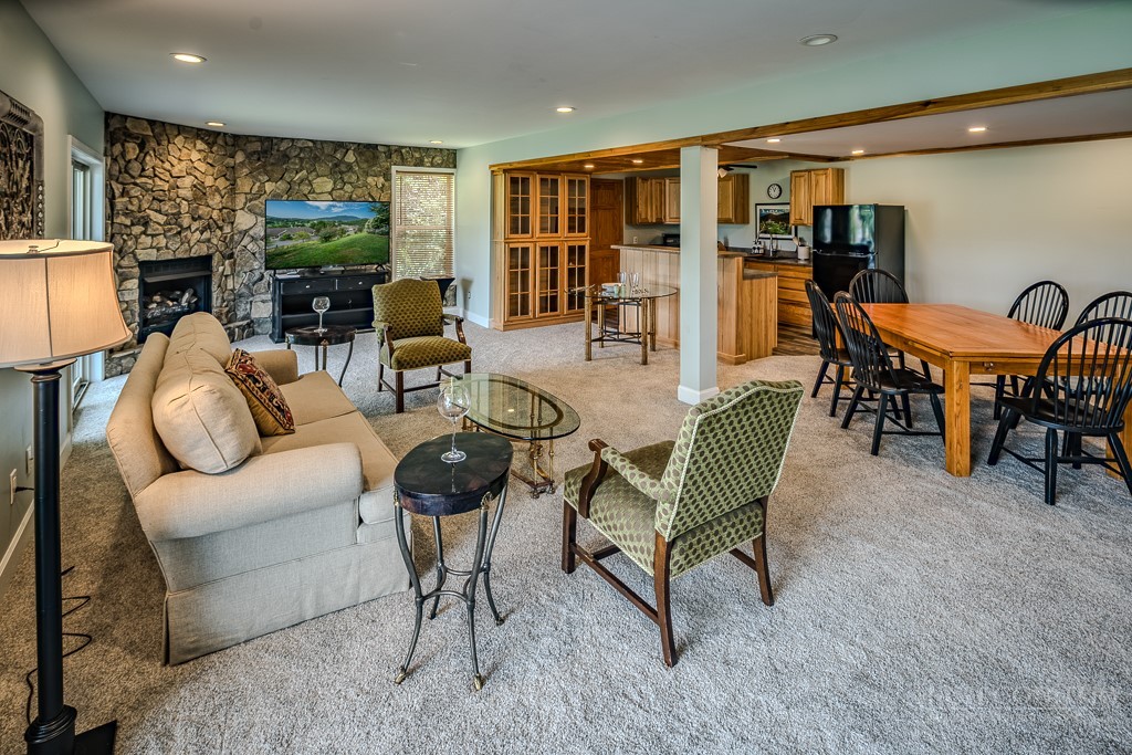 342 Birkdale Ridge
