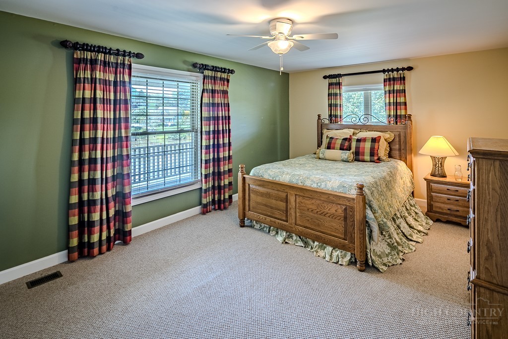 342 Birkdale Ridge