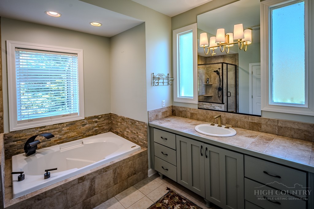 342 Birkdale Ridge